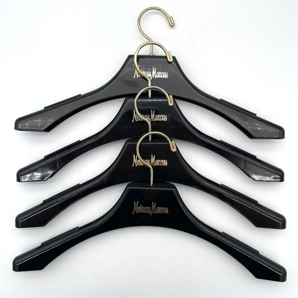 Neiman Marcus Coat Hangers Acrylic Unisex OS Black Good Bundle Set of 4 Gold